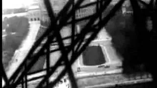 Panoramic view during ascension of the Eiffel Tower by the Lumière brothers 1898