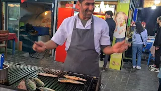 TURKISH STREET FOOD, MACKEREL FISH SANDWICH, ISTANBUL STREET FOOD, BALIK EKMEK, TURKISH CUISINE