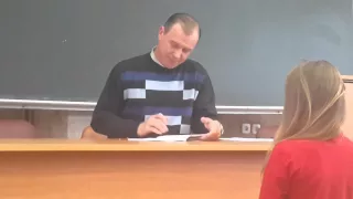 Преподаватель проверяет лекции / Did he grade that girl's test by drilling it with a drill