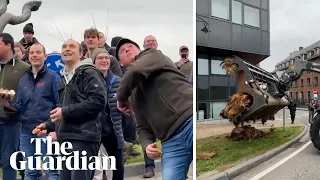 Farmers throw eggs and dump manure in Belgium protest