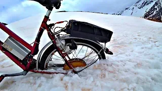 ✅Сорвался с горы 🚲  Жесткий тест Мотор Колес на Эльбрусе ⚡ Провалился электро велосипед