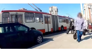 Riding Trolleybus Škoda 15TR Vilnius