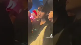 Jungkook reaction to Rosé on the ground #jungkook #rosé #rosekook #blackpink #bts