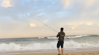 INCROYABLE journée de PÊCHE en MER !! ( Surfcasting Océan )