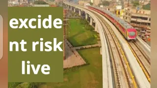 #live Risk #fastest train #accident  ||live Risk a man jump ||fastest train||live accident risk