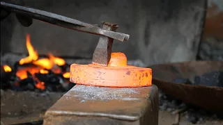 blacksmith | making a fish cutting knife