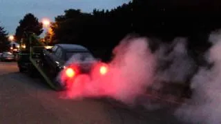 BMW E34 525i burn-out