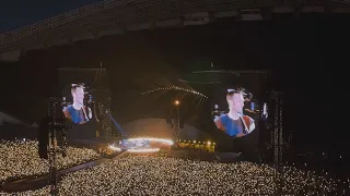 Coldplay - Yellow (Live in Bangkok) | Music Of The Spheres World Tour 2024 | 04022024