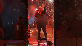 LUIS R CONRIQUEZ - ME METI EN EL RUEDO EN VIVO DESDE IRAPUATO