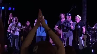 JARED PADALECKI PLAYS FREE FALLIN' ON SNS OF SPNHON