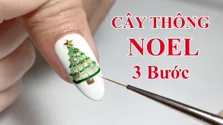 Christmas Tree Nail Art in 3 STEPS !!