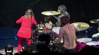 Taylor Hawkins Tribute Concert, Motley Crue, Derek Day & Dave Grohl, Live Wire at The Forum in LA