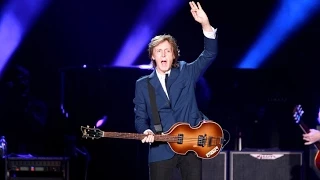 Paul McCartney @ Dodgers Stadium - 'Venus & Mars'