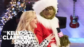 All Kelly Wants For Christmas Is A Selfie With The Grinch