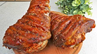 Just put the pork knuckle in the oven! Simple and inexpensive recipe