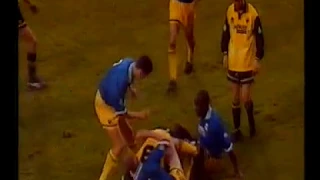 MASS BRAWL 👊🏻👊🏻| Oxford United 1-0 Cardiff City | 10th December 1994 - Division Two