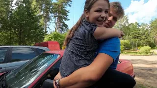 На машине в Крым  из Белоруссии с двумя детьми.
