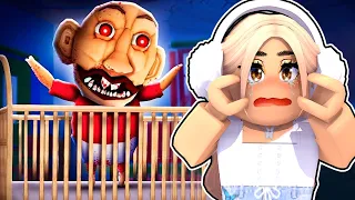 ПОБЕГ от ЗЛОЙ КУКЛЫ! ЭТА КУКЛА СЛЕДИТ ЗА НАМИ! СТРАШНОЕ ОББИ! Roblox SCARY DOLL CURSE!