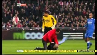 AZ Alkmaar Goalkeeper Kicks Fan Who Went To Attack Him