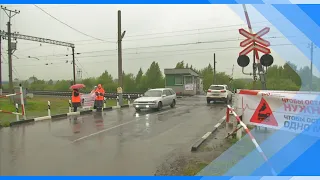 06 06 2024   В Киселёвске сотрудники РЖД совместно с ГИБДД провели рейд на железнодорожных переездах