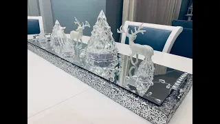 Mirror track on the holiday table