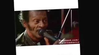 Chuck Berry jams with Keith Richards... ❤️