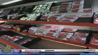 Central Illinois businesses face customer rush amid winter storm warnings