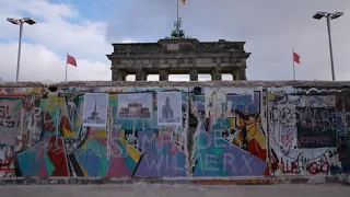 Last family to escape the Berlin Wall reflects on its meaning