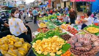 Best Cambodian street food | Walking tour in Phnom Penh City market Delicious Plenty of food