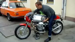 Guzzi Cafe Racer - loud 1