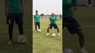 Hamba wena amapiano dance( hlogi mash dance with football)