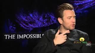 Ewan McGregor Talks About The Impossible | Tinsel Talk