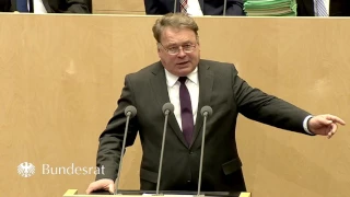 Staatsminister Helmut Brunner im Bundesrat am 10. März 2017 - Bayern