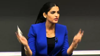 Princess Ameerah Al Taweel discusses social leadership with Esade MBA students