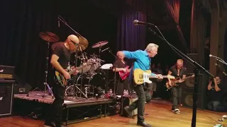 Private Concert - G4 2017 Joe Satriani, Tommy Emmanuel play "Stevie's Blues" and "Johnny B Goode"