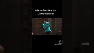 No trote do Danilo teve até dancinha 🤭🤣  #seleçãobrasileira #brasil