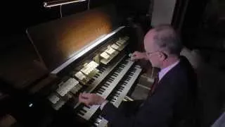 Todd Wilson plays "I love thee, my Lord" by George Shearing