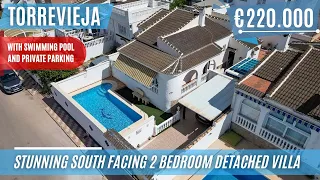 Stunning south facing 2 bedroom detached villa in Torrevieja