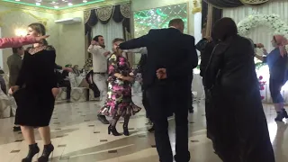 Ризван Чувекский 👏👏 весёлые танцы 💃