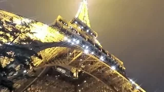 360 Video of the Eiffel Tower