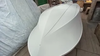 Покраска пластиковой лодки (начало).