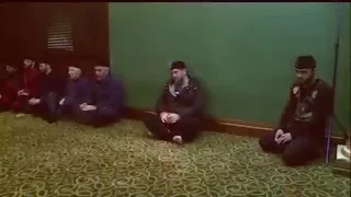 Кадыров на утреннем намазе