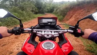 Rolê de XRE 300 - Estrada de terra com lama e chuva