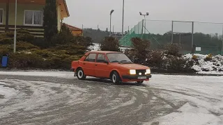 Škoda 120l, snow drift