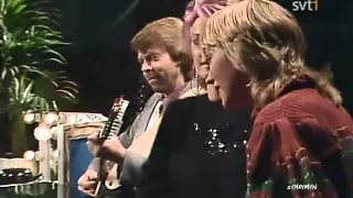 ABBA  Thank You For The Music HQ Live Acoustic   Nöjesmaskinen '82