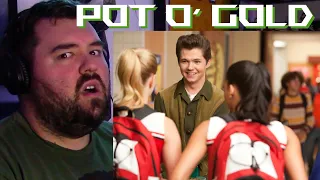 Singer reaction to GLEE - 3x4 (POT O' GOLD) - FOR THE FIRST TIME!