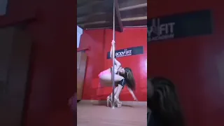 El baile del tubo super sexy