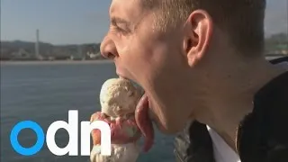 World's longest tongue: US man beats record