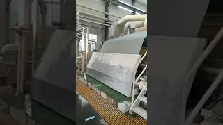 Бумагоделательная машина для производства туалетной бумаги