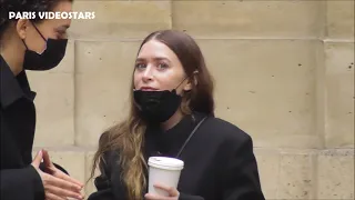 Mary-Kate et Ashley Olsen 2 march 2022 in Paris before the show The Row during the Fashion Week